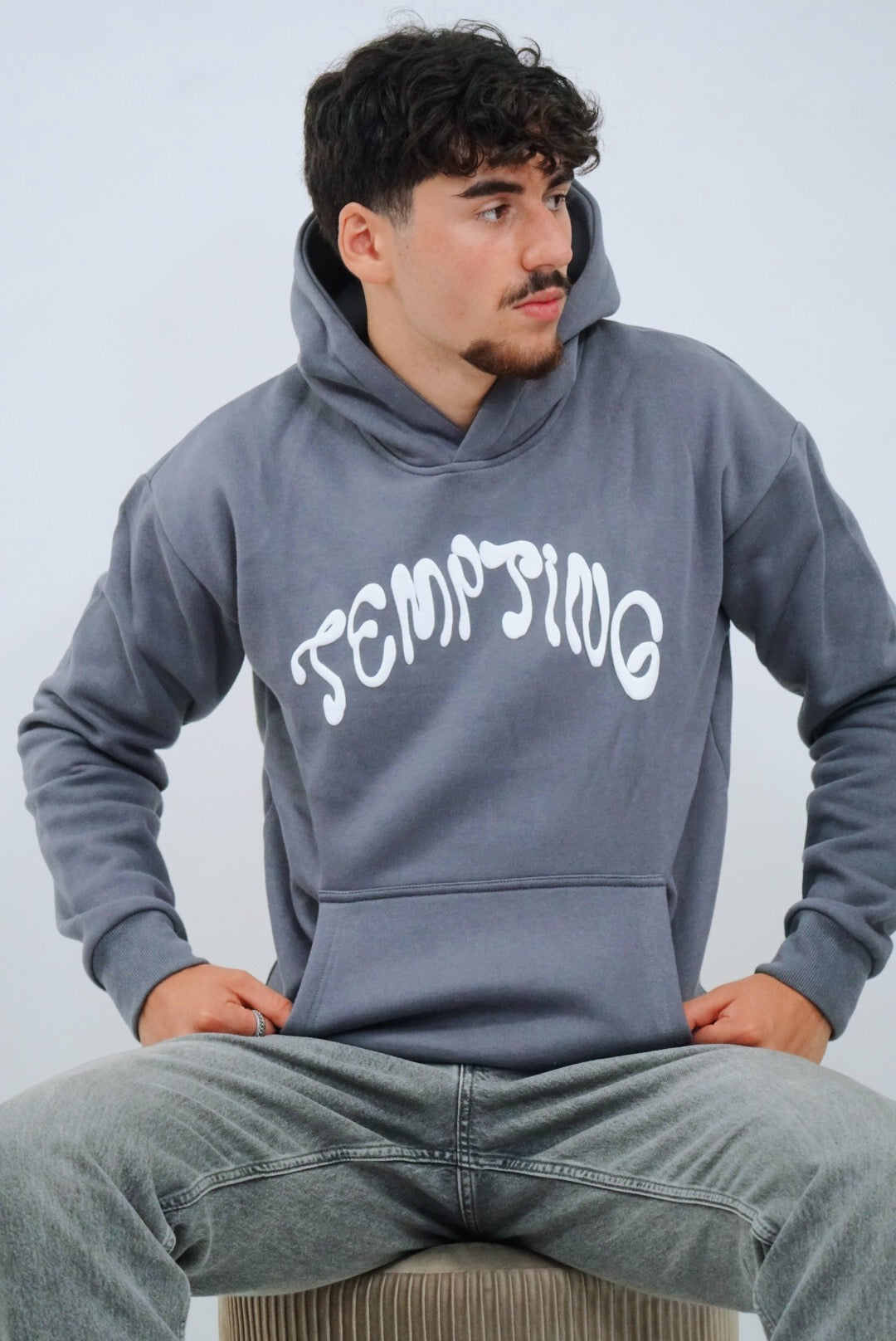 TEMPTING HOODIE GREY